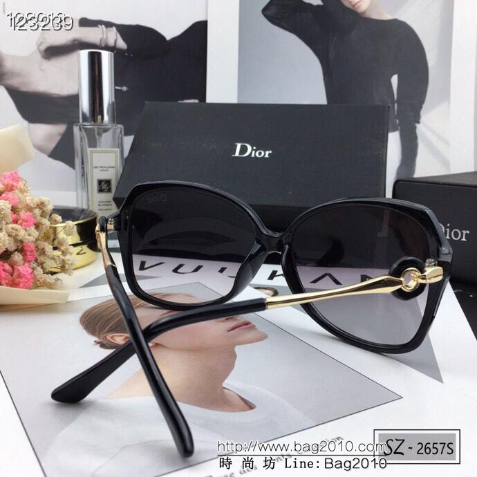 DIOR-迪奧 2019新款 太陽鏡 減輕強光負擔 遮擋有害光線防輻射 出行旅遊必備品 2657S  lly1370